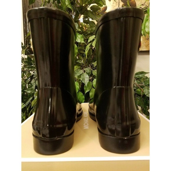 MICHAEL KORS WOMEN'S BENJI RAIN BOOTIE LOGO BOOTS - Picture 8 of 8